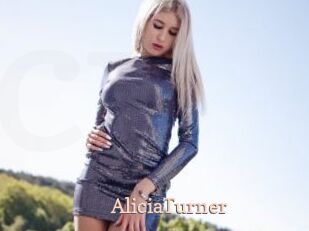 AliciaTurner