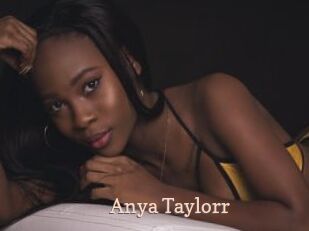 Anya_Taylorr