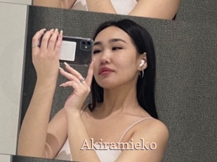 Akiramieko