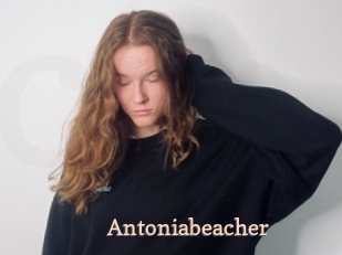 Antoniabeacher