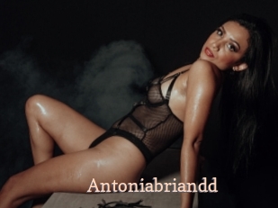 Antoniabriandd