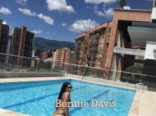 Bonnie_Davis