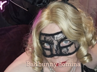 Bad_bunny_domina