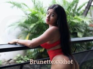 Brunettexxxhot
