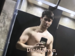 Daniel_devon