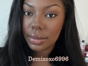 Demixoxo6996