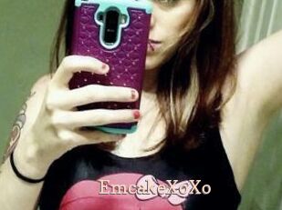 EmcakeXoXo