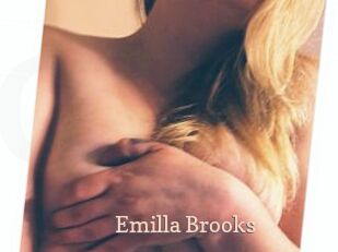 Emilla_Brooks