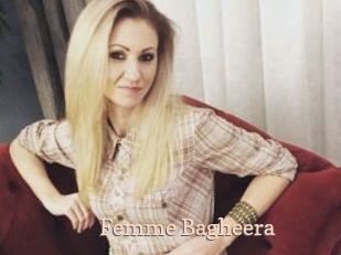Femme_Bagheera