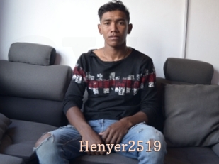 Henyer2519