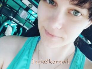 IzzieSkorned