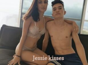Jessie_kisses