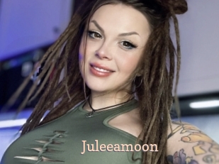 Juleeamoon