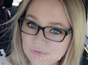 Julia6969