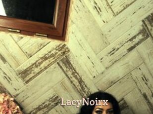 LacyNoirx