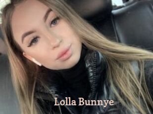 Lolla_Bunnye