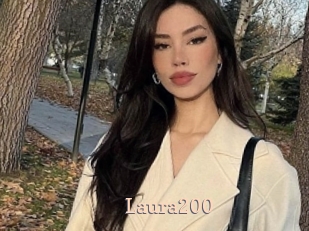 Laura200