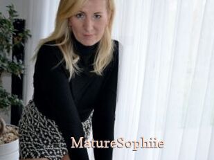MatureSophiie