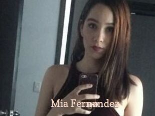 Mia_Fernandez