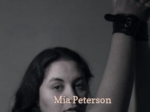 Mia_Peterson