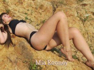 Mia_Rooney