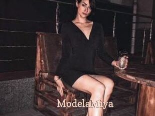 ModelaMiya