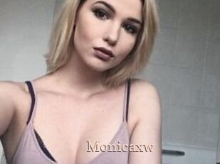 Monicaxw