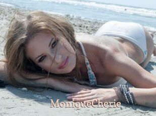 MoniqueCherie