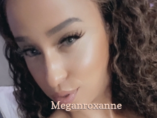 meganroxanne Chaude Vision