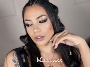 Miacoxxx