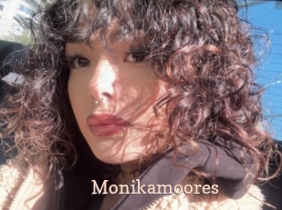 Monikamoores