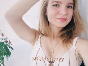 NikkiSnowy