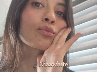 Niaawhite