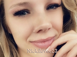 Nickilovee23
