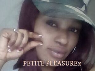 PETITE_PLEASUREx
