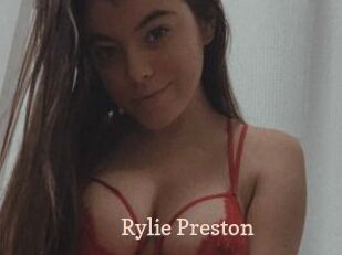 Rylie_Preston