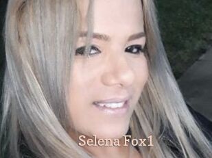 Selena_Fox1