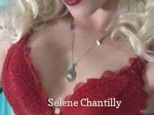 Selene_Chantilly