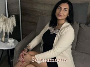 Selenamoons