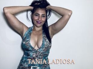 TANIA_LADIOSA Chaude Vision