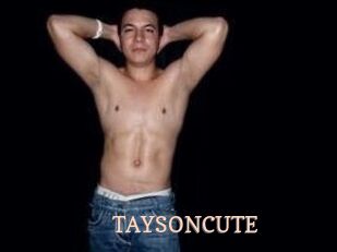 TAYSON_CUTE Chaude Vision