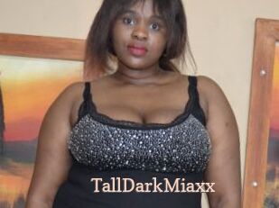 TallDarkMiaxx Chaude Vision