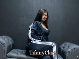 TifanyClark Chaude Vision