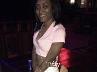 Tiffy Chaude Vision