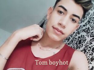 Tom_boyhot