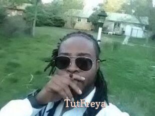 Tut_Freya Chaude Vision