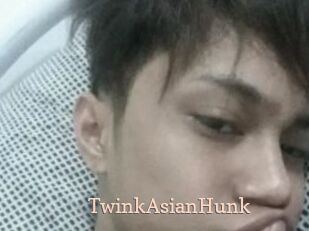 TwinkAsianHunk