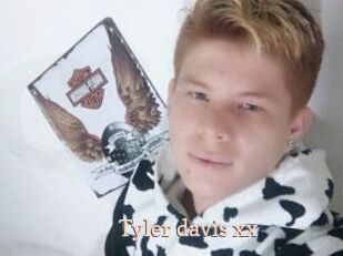 Tyler_davis_xx
