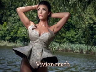 vivieneruth Chaude Vision